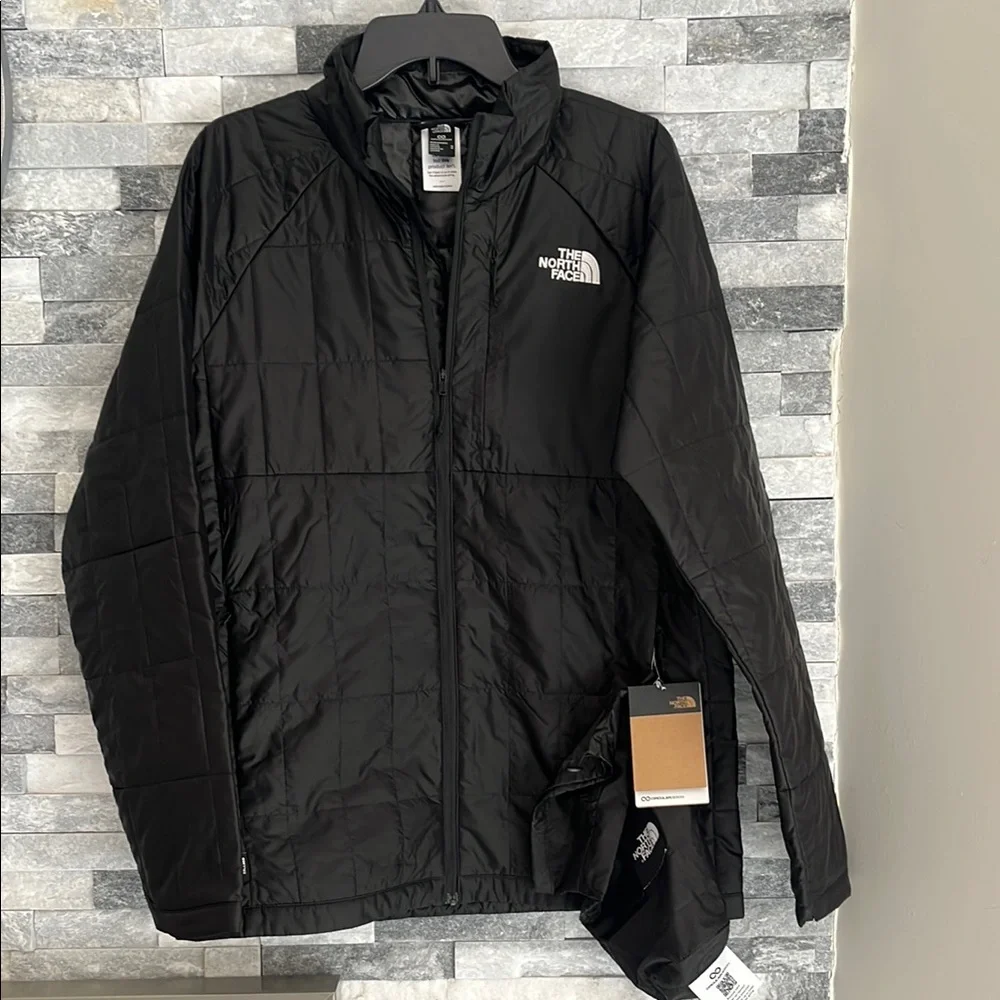 New!! The North Face men's Black Performance Jacket
